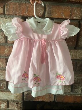 vintage-style  baby dress floral embroidered